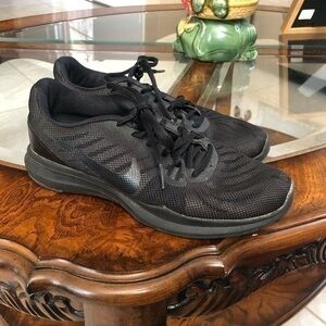 Nike Sneakers Size 6